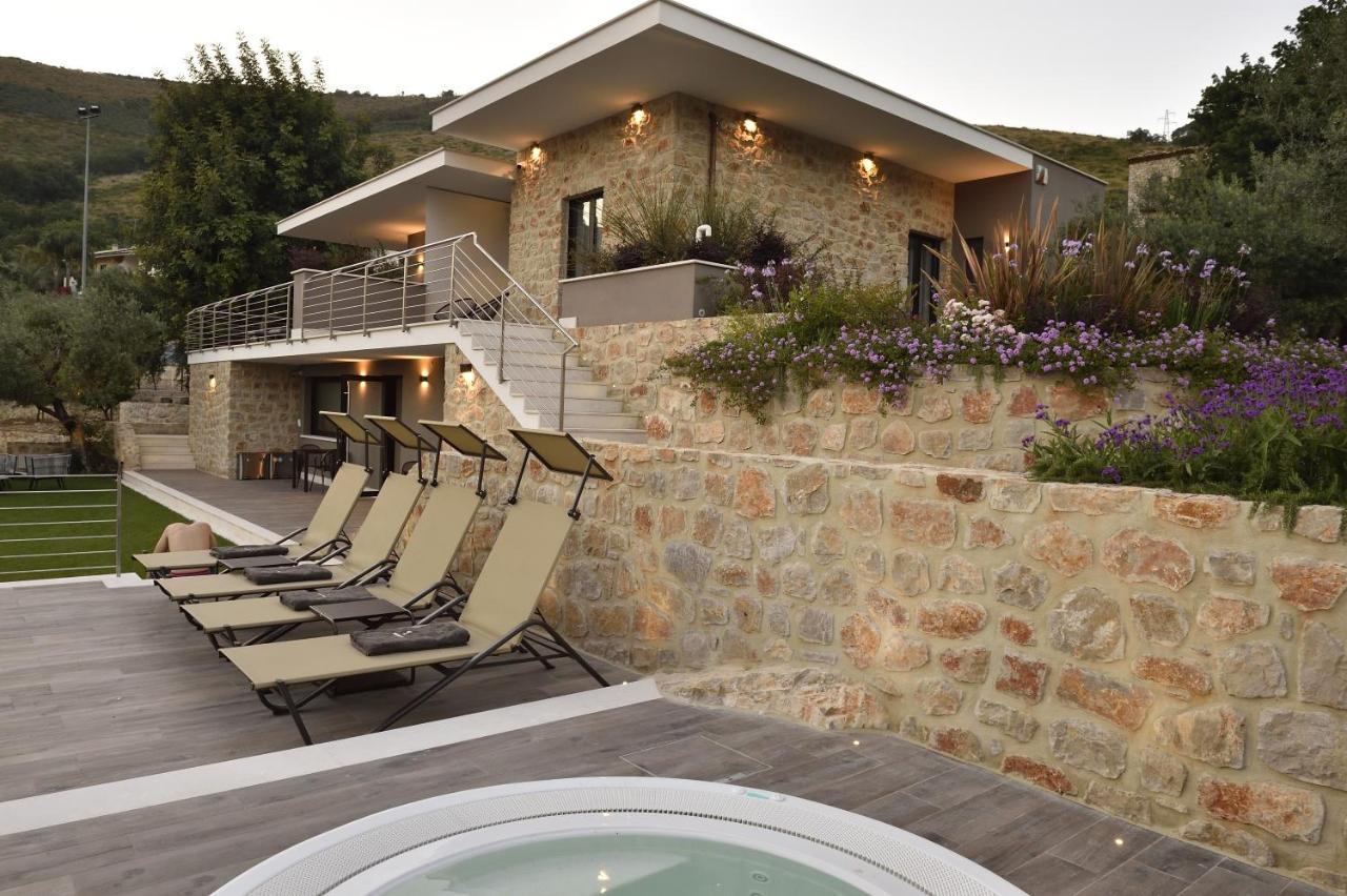 La Dependance Luxury Bed And Breakfast 폰디 외부 사진